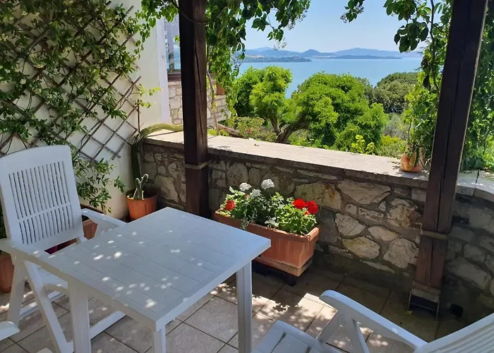 Casa Vista 154 Sqm アパート パッシニャーノ・スル・トラジメーノ